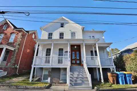 369 Washington Ave, Kingston, NY 12401