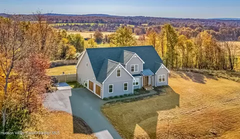 Exterior - 110 Mulford Dr, Wallkill, NY 12589 photo 6 of 7