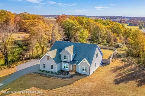 Exterior - 110 Mulford Dr, Wallkill, NY 12589 photo 5 of 7