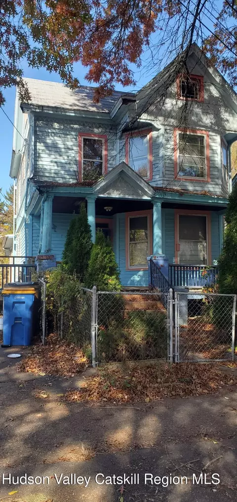 131 Cedar St, Kingston, NY 12401