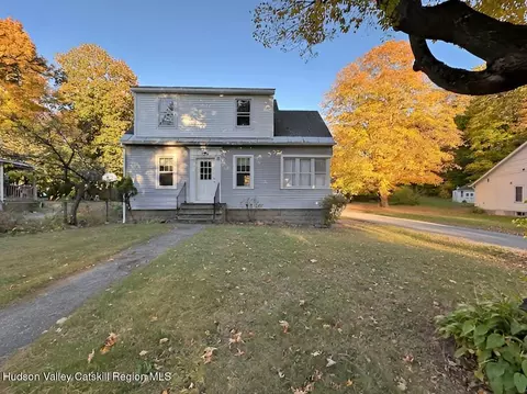 88 Jerome Ave, Cairo, NY 12413