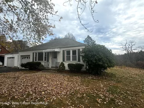 140 Old Flatbush Rd, Kingston, NY 12401