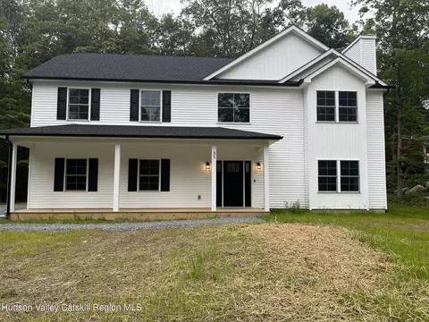 245 Pine Hill Rd, Westtown, NY 10998
