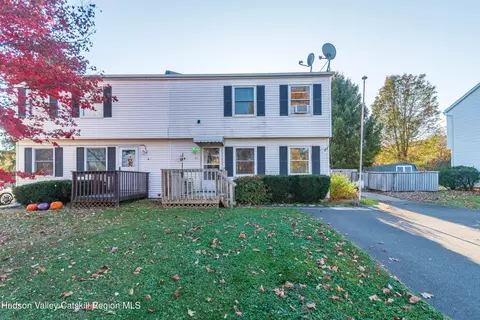 23 Toc Dr, Highland, NY 12528