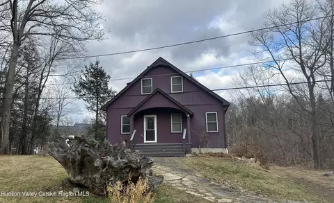 1234 N Old Ford Cir, New Paltz, NY 12561
