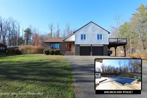 38 Riverview Ter, Kingston, NY 12401