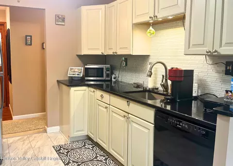 3 Hook Rd #56B, Poughkeepsie, NY 12601 photo 7