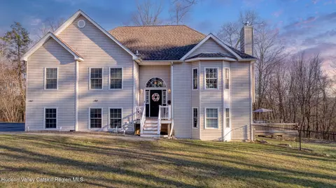 389 Dewitt Mills Rd, Kingston, NY 12401