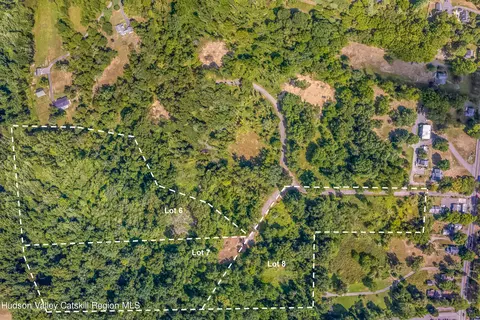 lot678 Hardenburgh Dr, Stone Ridge, NY 12484