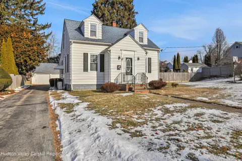 99 Shufeldt St, Kingston, NY 12401