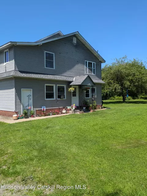 57 Samsonville Rd, Kerhonkson, NY 12446