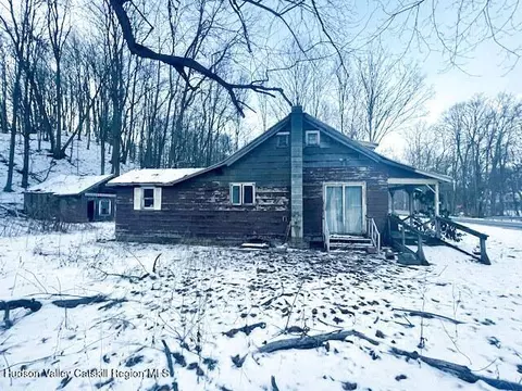 4237 County Route 85, Cairo, NY 12413 photo 2