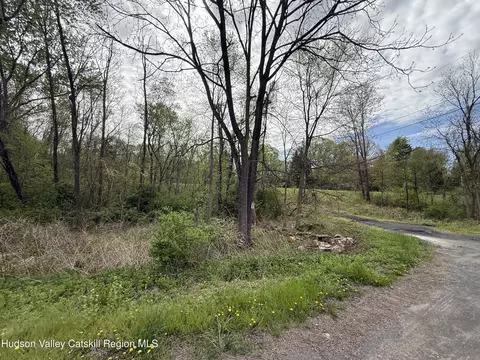 493 Old Route 29, Hurley, NY 12443
