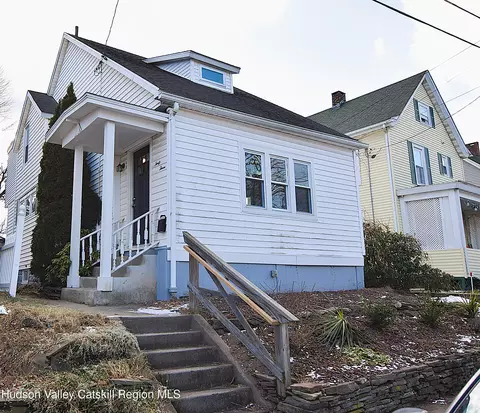 43 Levan St, Kingston, NY 12401