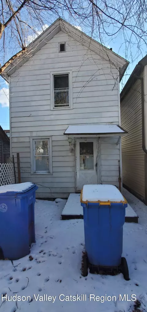19 Ardsley St, Kingston, NY 12401