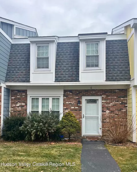 4 Sunnybrook Cir, Highland, NY 12528