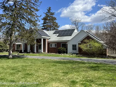 3884 Atwood Rd, Stone Ridge, NY 12484
