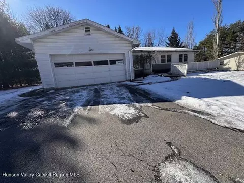 6002 Marion Blvd, Valatie, NY 12184