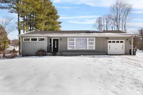 81 Beechwood Ave, Poughkeepsie, NY 12603