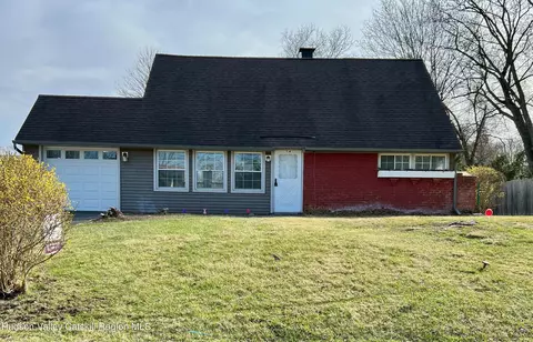 14 Indian Springs Ln, Ulster, NY 12401