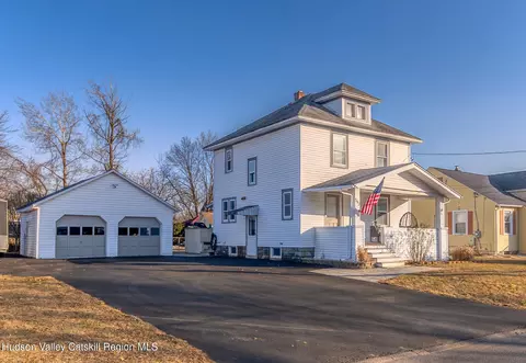592-594 Otis St, Kingston, NY 12401
