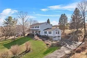37 S S Smith Rd, Lagrangeville, NY 12540