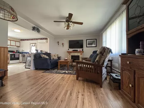 6 Maple St, Catskill, NY 12414 photo 6