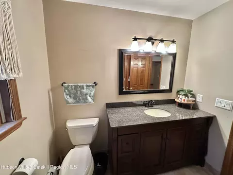 90 River Glen Rd, Wallkill, NY 12589 photo 34