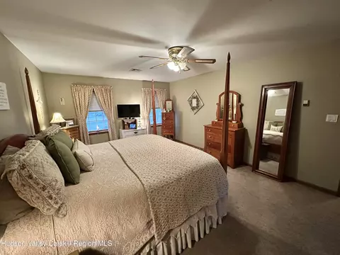90 River Glen Rd, Wallkill, NY 12589 photo 21