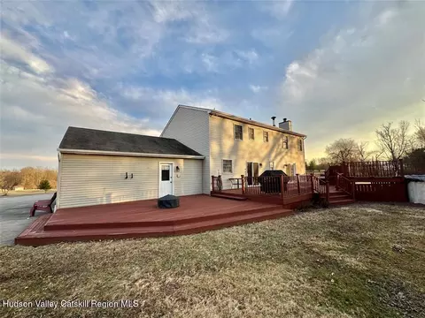 90 River Glen Rd, Wallkill, NY 12589 photo 36