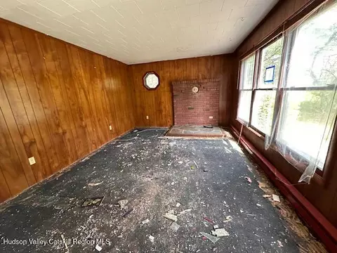 Living - 276 Silver Spur Rd E, Cairo, NY 12413 photo 1 of 1