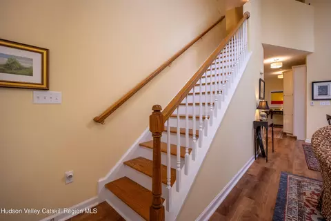 Entry Way - 53 Halley Ct, Poughkeepsie, NY 12601 photo 3 of 5