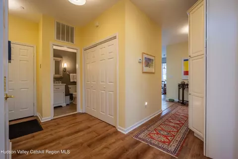 Entry Way - 53 Halley Ct, Poughkeepsie, NY 12601 photo 2 of 5