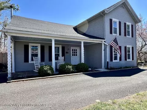387 Broadway, Ulster Park, NY 12487