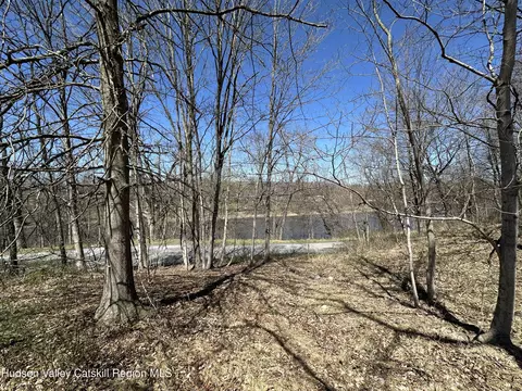 View/Area - 43 Hoffman Rd, Wallkill, NY 12589 photo 5 of 8