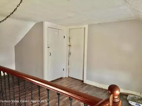 Entry Way - 43 Hoffman Rd, Wallkill, NY 12589 photo 3 of 3