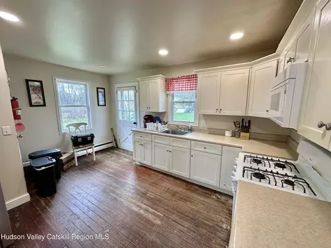 Kitchen - 43 Hoffman Rd, Wallkill, NY 12589 photo 2 of 2
