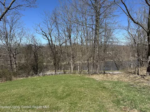 View/Area - 43 Hoffman Rd, Wallkill, NY 12589 photo 6 of 8