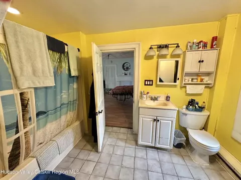 Bath - 43 Hoffman Rd, Wallkill, NY 12589 photo 1 of 1