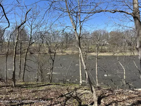 View/Area - 43 Hoffman Rd, Wallkill, NY 12589 photo 3 of 8