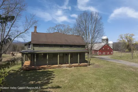 857 Flats Rd, Athens, NY 12015