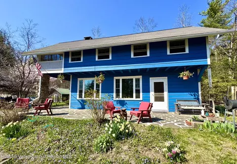 2366 Glasco Tpk, Woodstock, NY 12498