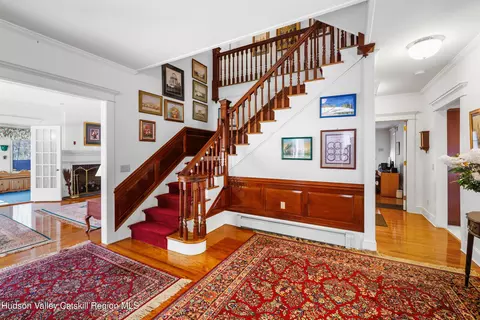 3 Cloud St, Newburgh, NY 12550