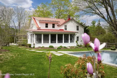 657 Zena Rd, Woodstock, NY 12498