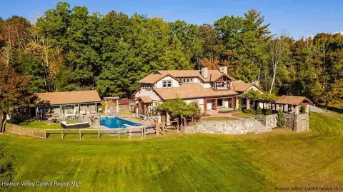 80 Boodle Hole Rd, Accord, NY 12404