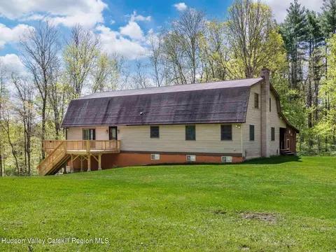 3639 Atwood Rd, Stone Ridge, NY 12484