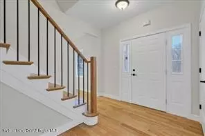 Entry Way - 16 Silo Ridge Dr, Wallkill, NY 12589 photo 3 of 12