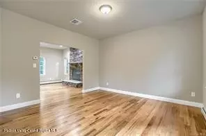 Entry Way - 16 Silo Ridge Dr, Wallkill, NY 12589 photo 11 of 12