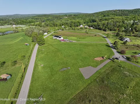 342 Cedar Ridge Rd, Kerhonkson, NY 12446