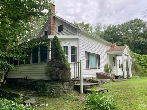 1296 Honey Hollow Rd, Greenville, NY 12083